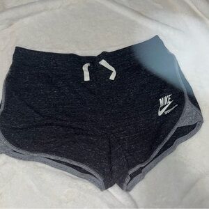 NWT Nike shorts size xl